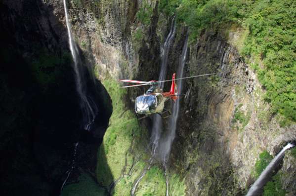 CORAIL HELICOPTERES Station balnéaire 974