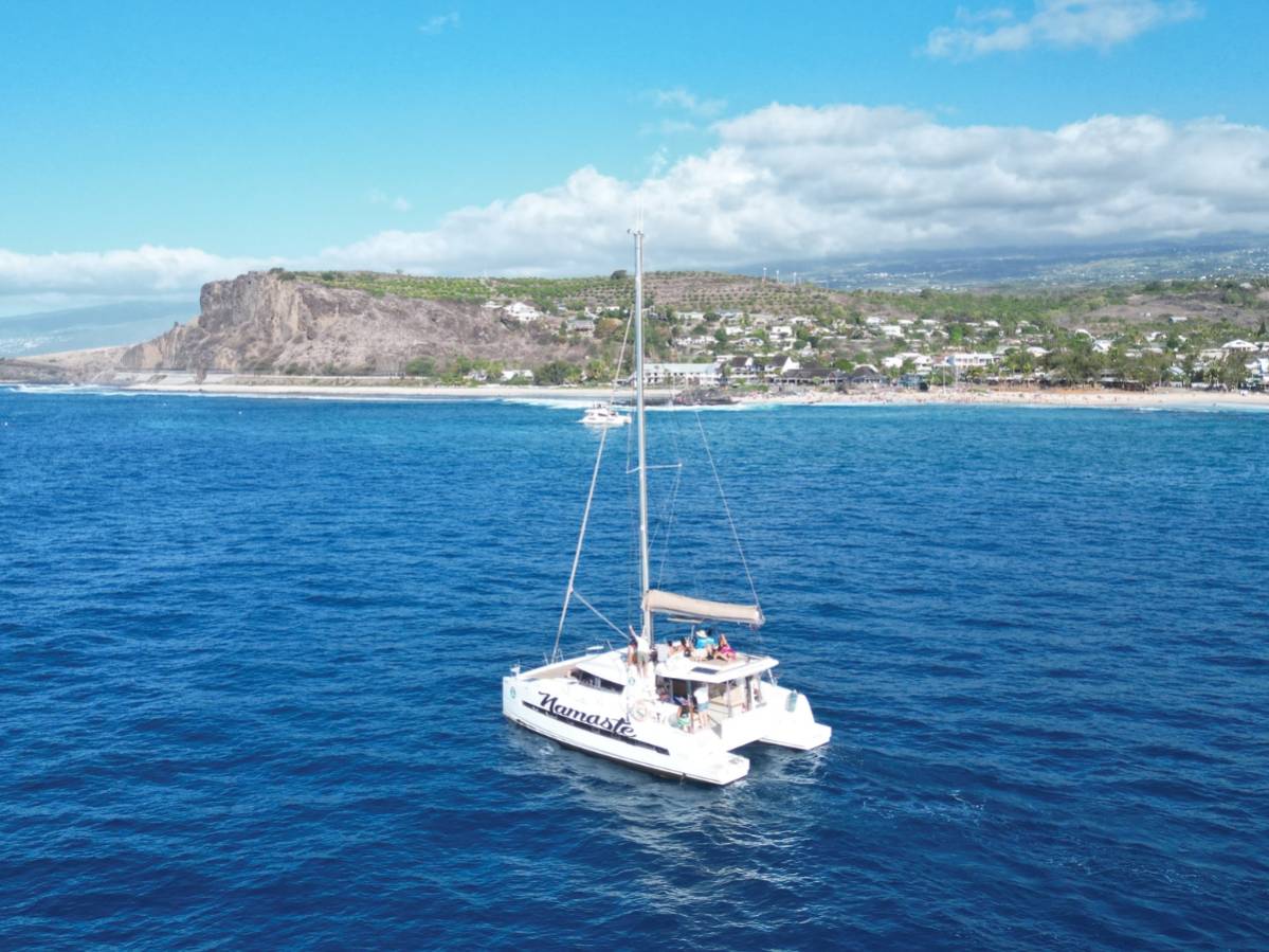 NAMASTE CATAMARAN - Le Port 974