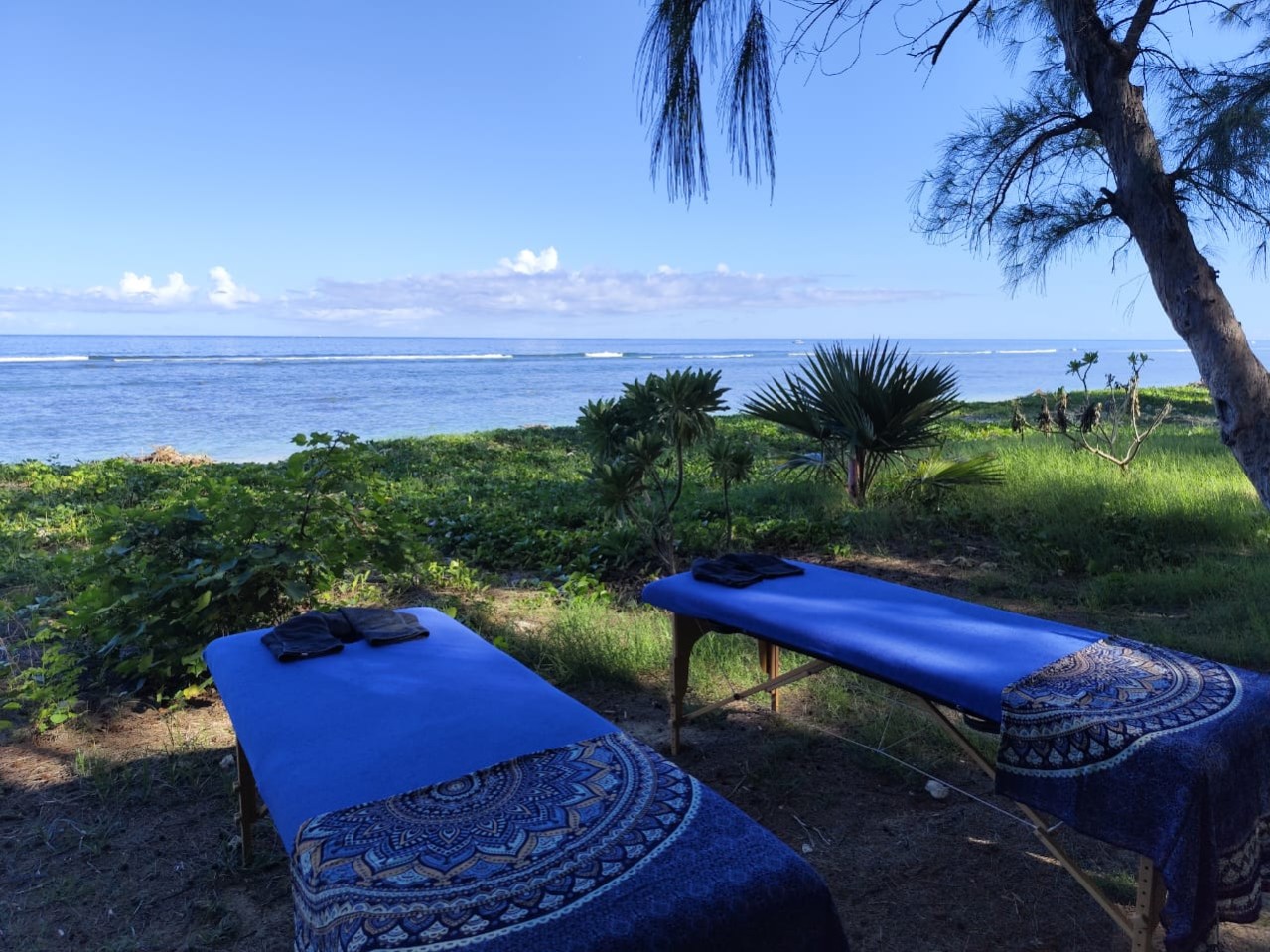 Massage bien-être en duo sur la plage de l?Ermitage à La Réunion