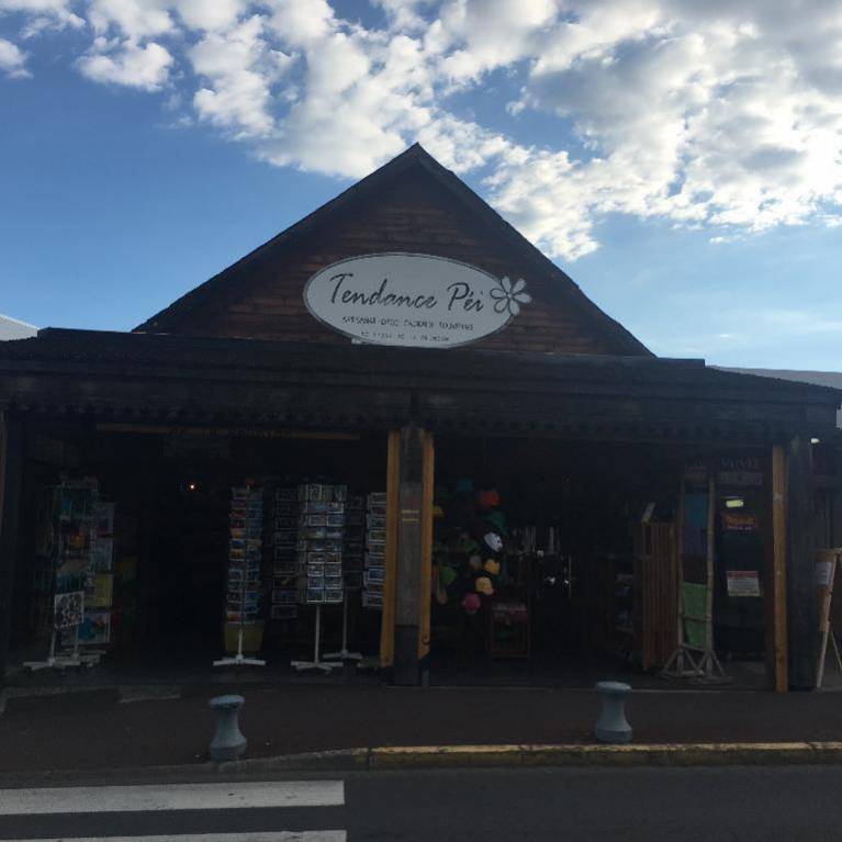 BOUTIQUE TENDANCE PEÏ Saint-Gilles 974