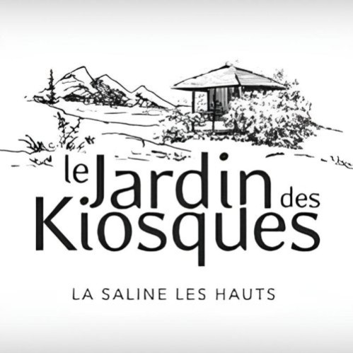 Rucher et maraîchage au Jardin des Kiosques à La Réunion avec découverte des abeilles et production de miel artisanal