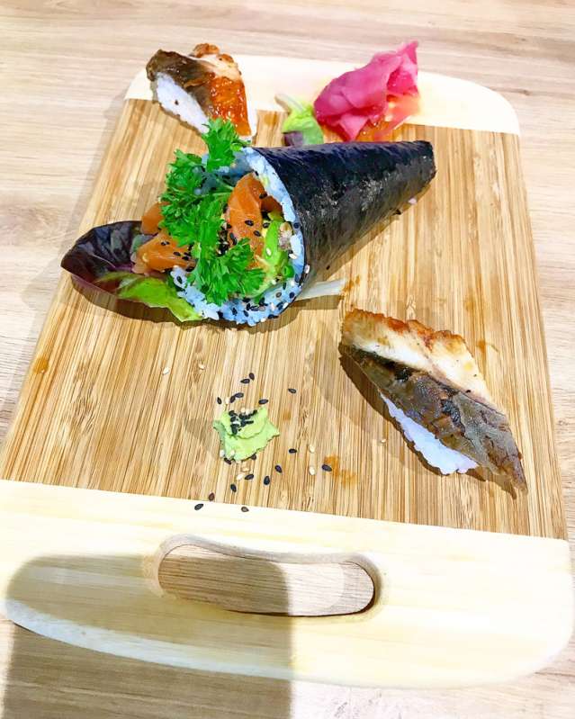 y'a pas de sushi à se faire au leu comptoir sushi 974