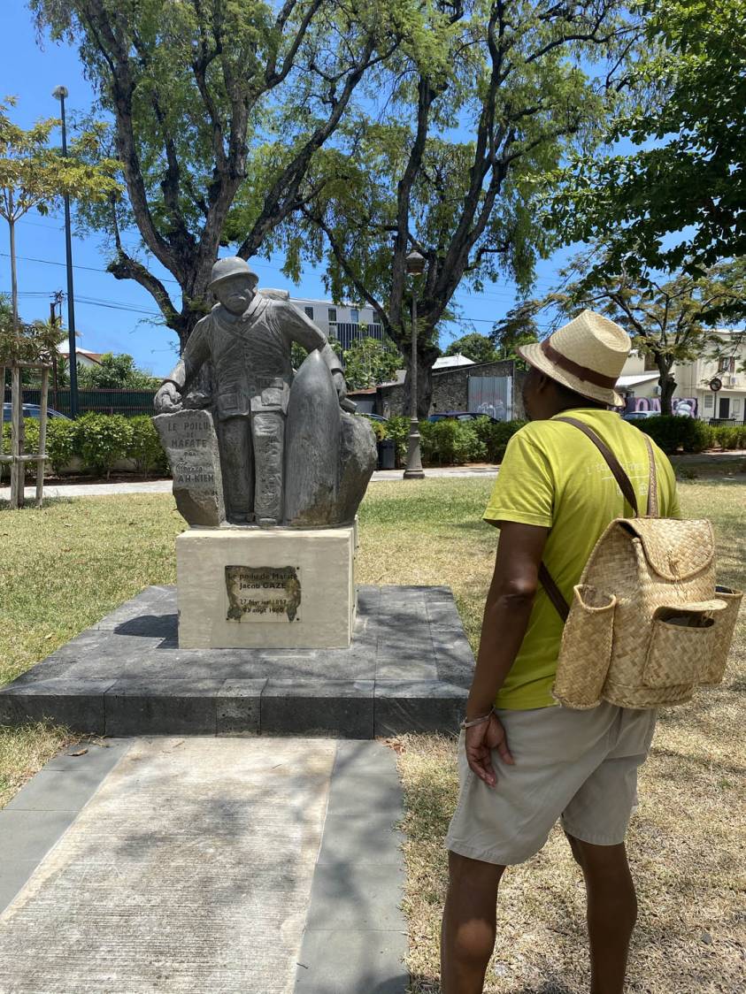 Jacob Gaze Le poilu de Mafate de La Réunion 974