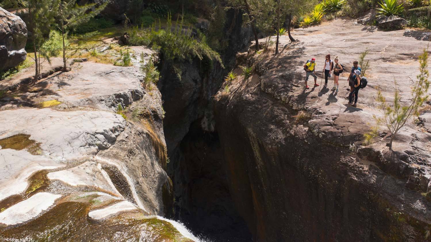 LES TROIS ROCHES DU CIRQUE DE MAFATE DE LA RÉUNION 974