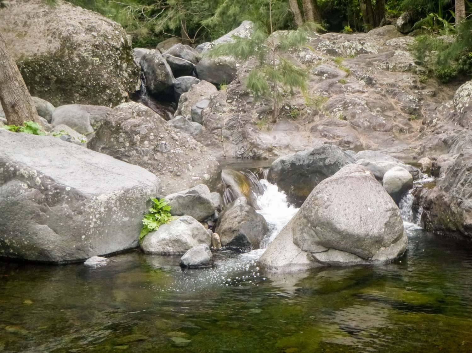 LES TROIS ROCHES DU CIRQUE DE MAFATE DE LA RÉUNION 974