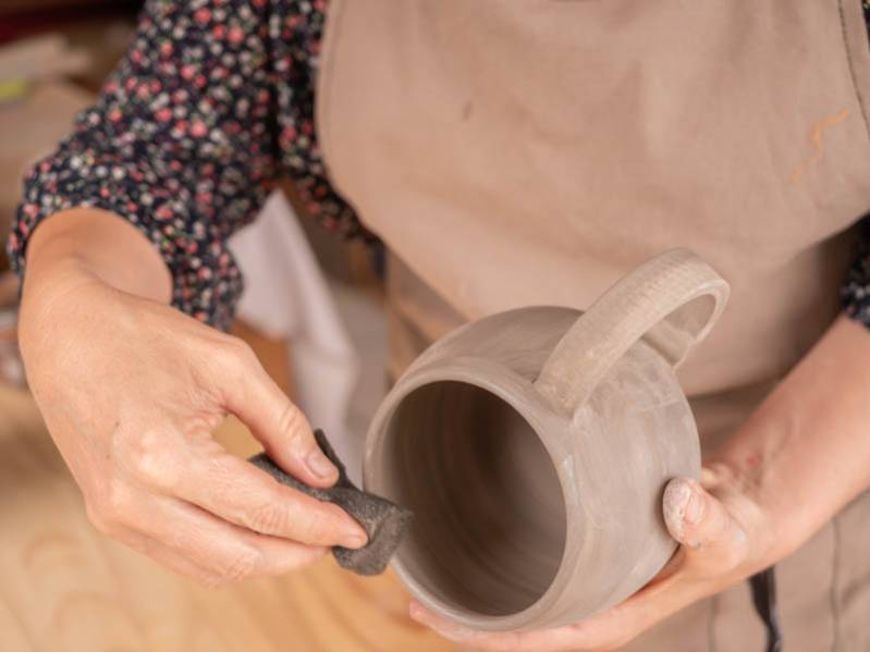 Portrait d'artisan : Laurence de l'atelier Kréa'ter, céramiste à Saint-Leu 974