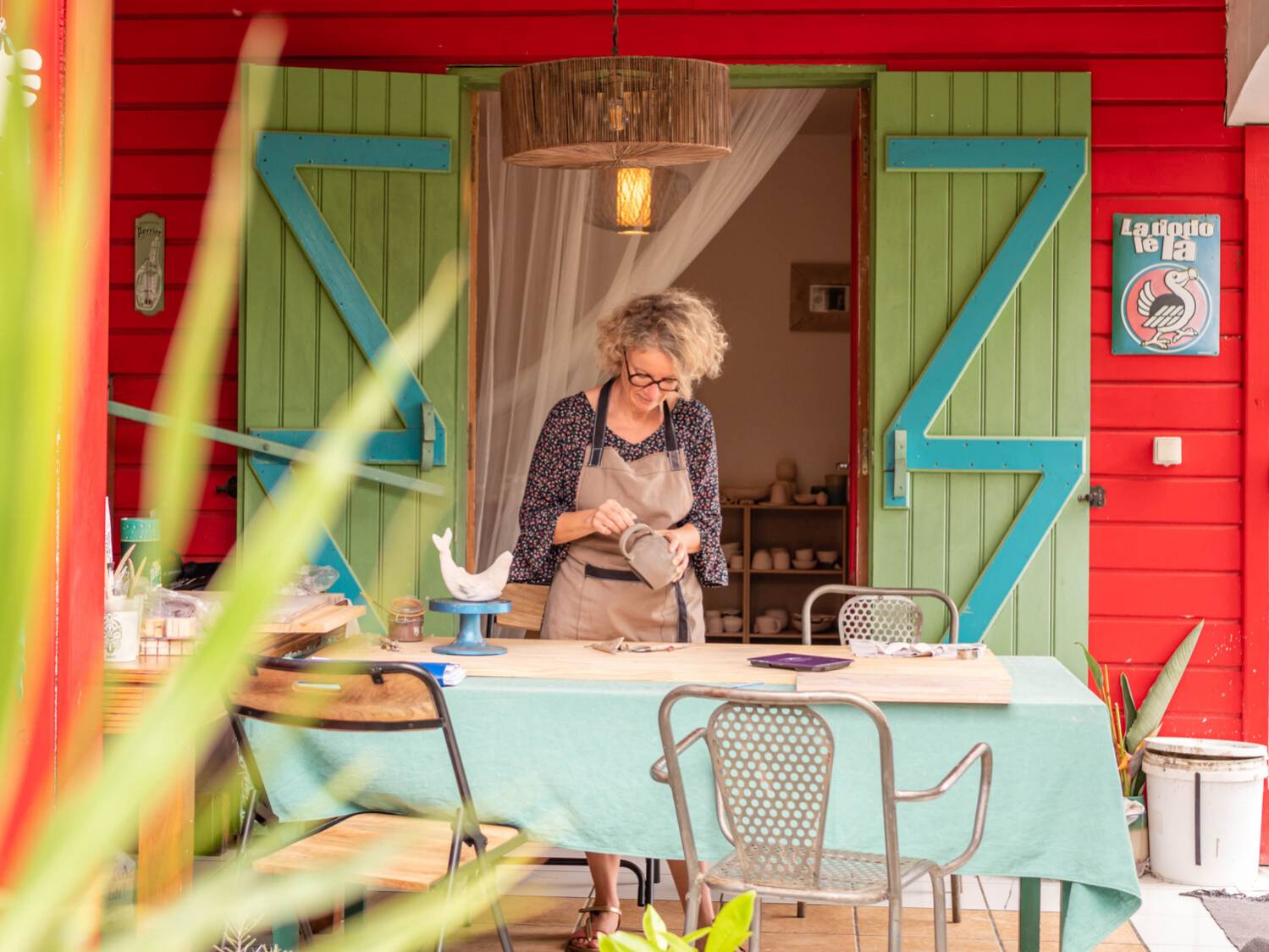 Portrait d'artisan : Laurence de l'atelier Kréa'ter, céramiste à Saint-Leu