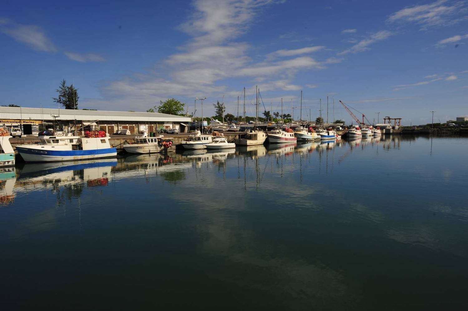 LE PORT MARITIME DE LA RÉUNION 974
