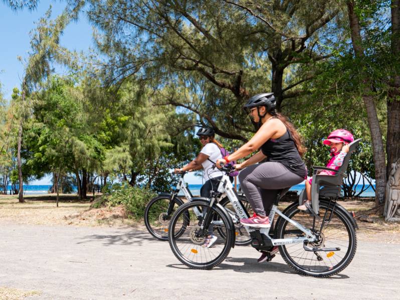 La Réunion à vélo : Itinéraire sur la route des plages de Saint-Leu à Boucan-Canot 974