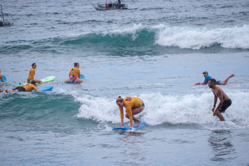 J'ai pris mon premier cours de surf à La Réunion 974