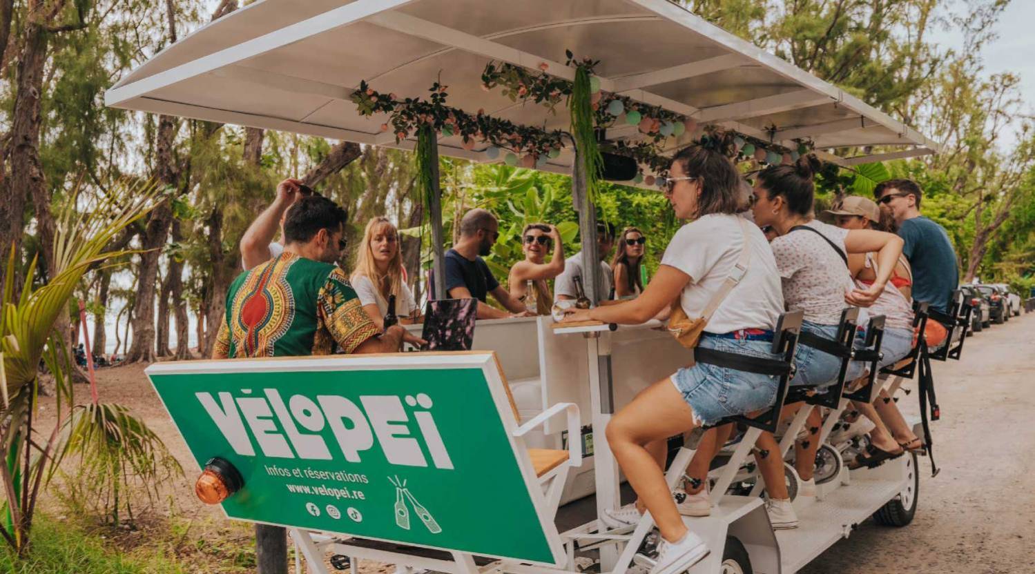 Explorez l'Ouest de La Réunion à Vélo : Des Locations Insolites pour une Aventure Inoubliable 974
