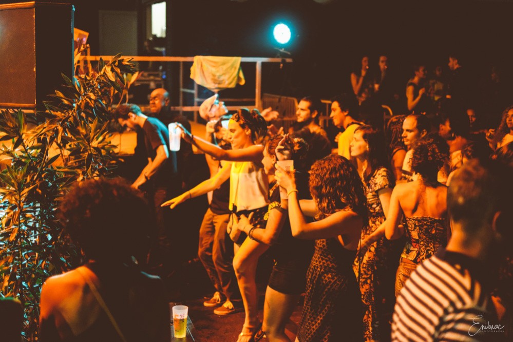 Les meilleurs bars et spots pour écouter du live à l'Ouest de La Réunion