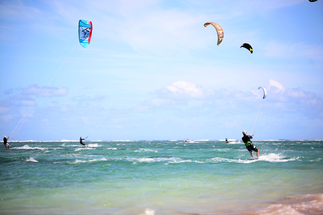 kite surf à la saline-les-bains à l'ile de la réunion