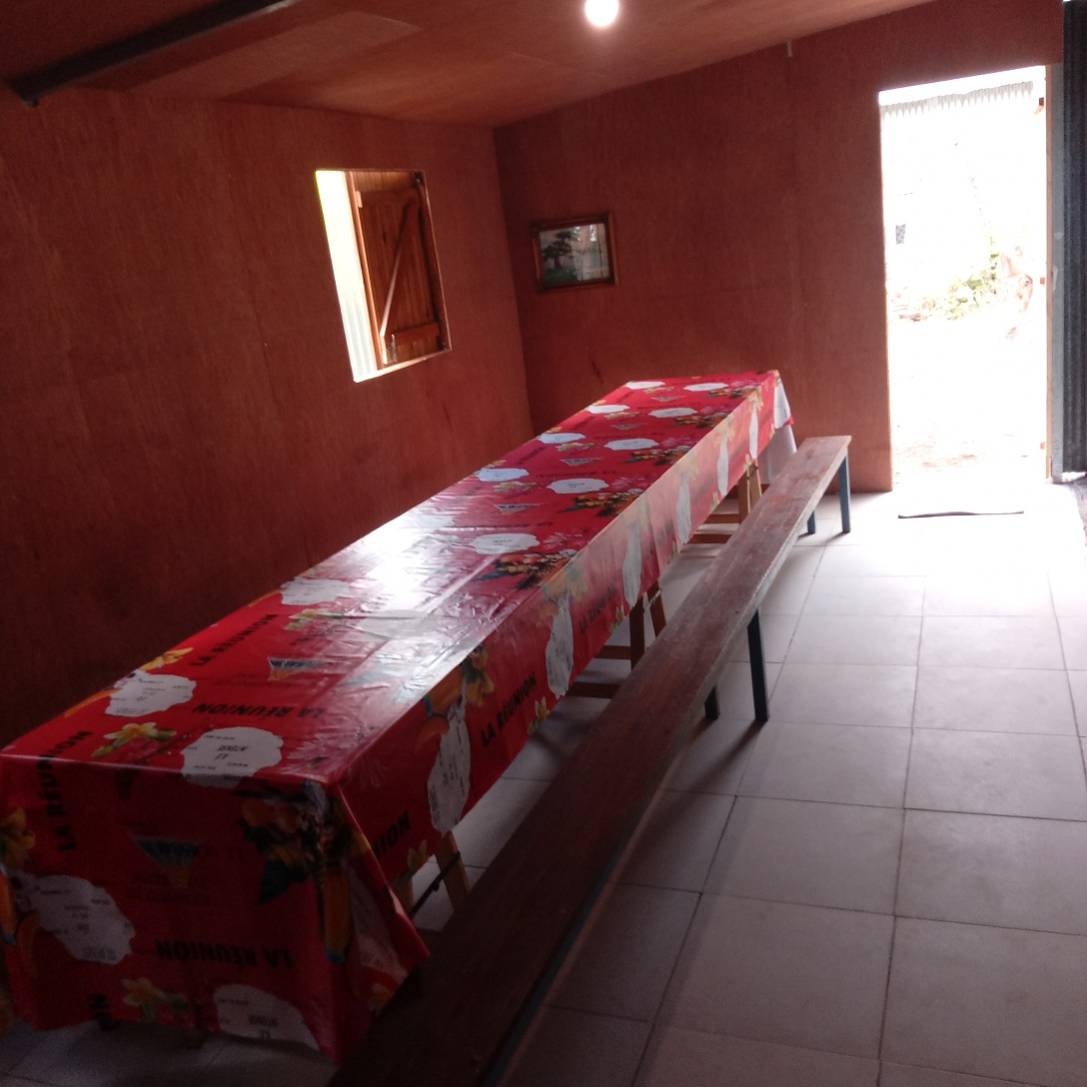 CHEZ PIFANE Mafate 974