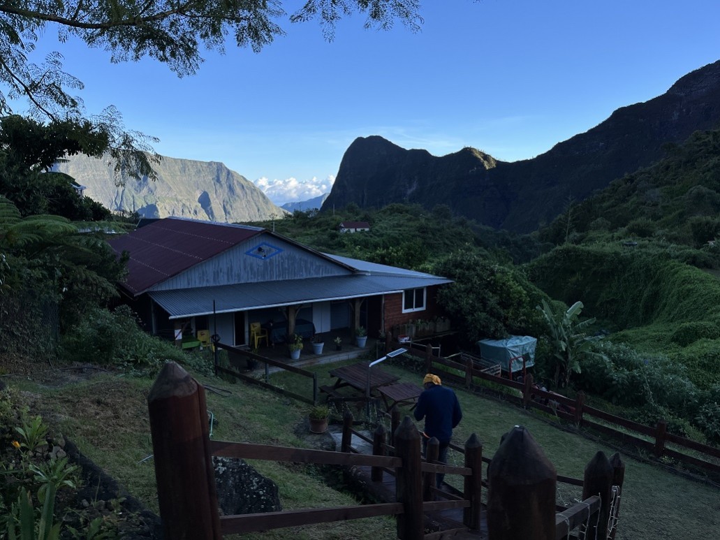 Gîte Les Créoles  Mafate La Nouvelle 974