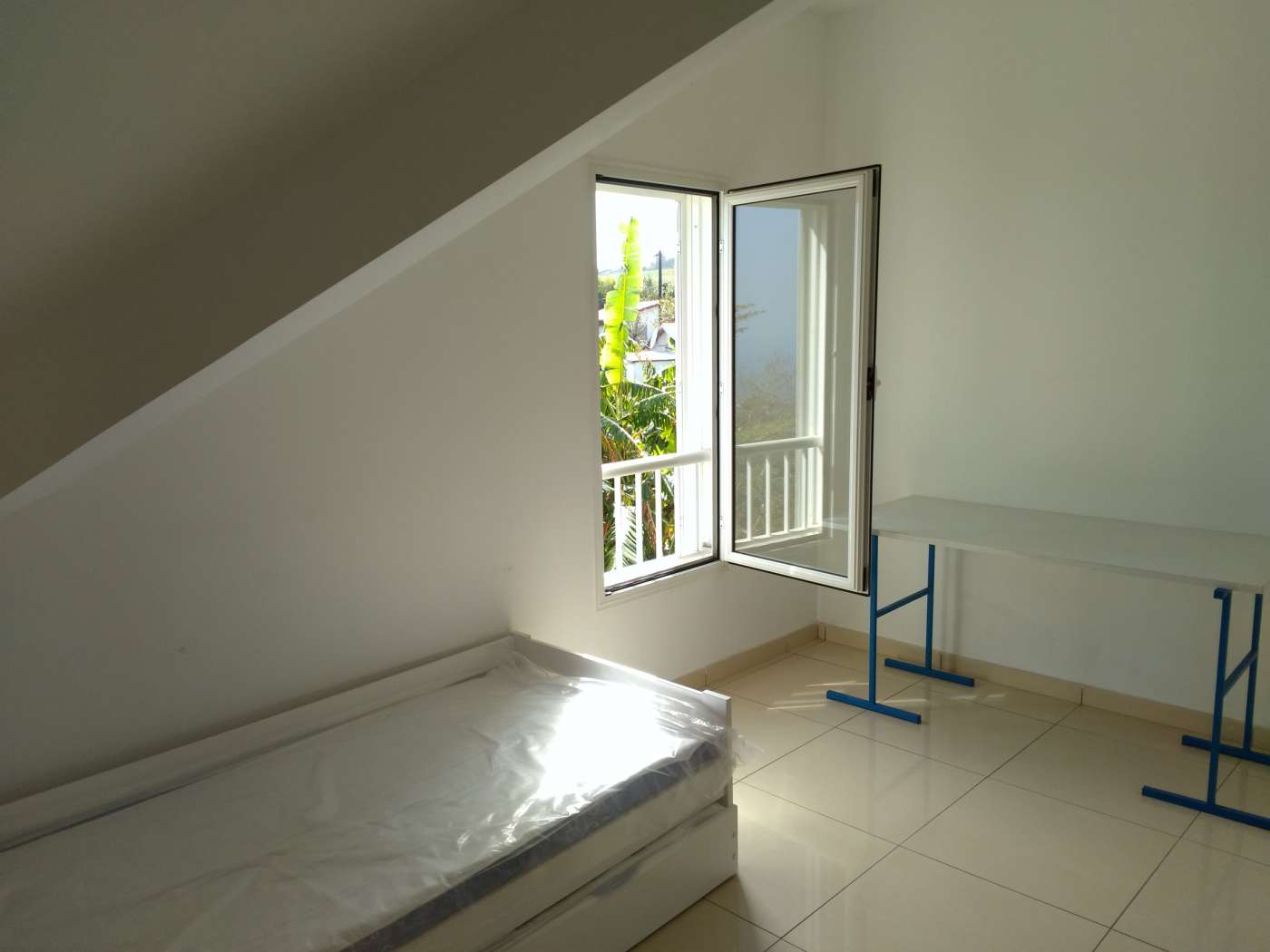 R'GARD DES HAUTS*** Saint-Gilles 974