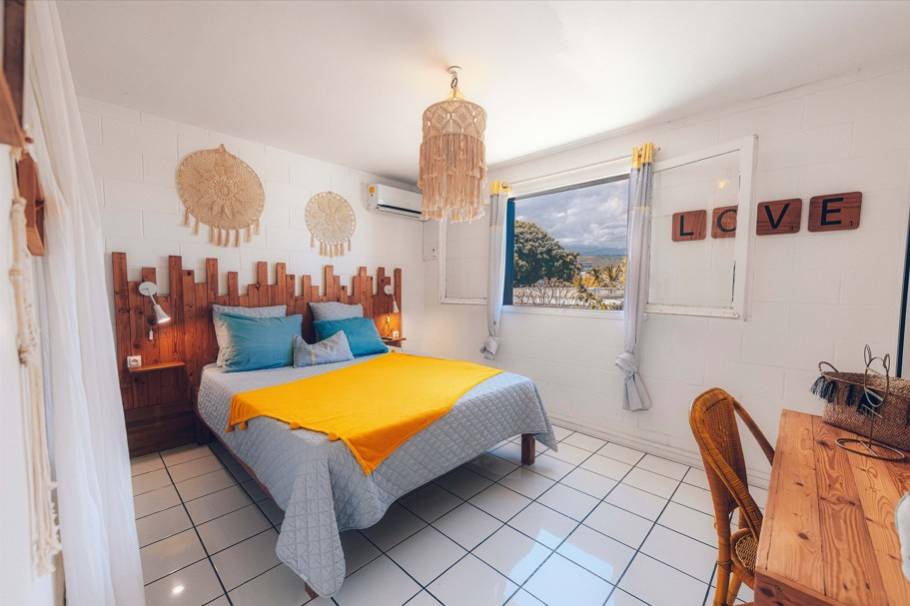 KAZ LOUKINA** Saint-Gilles 974