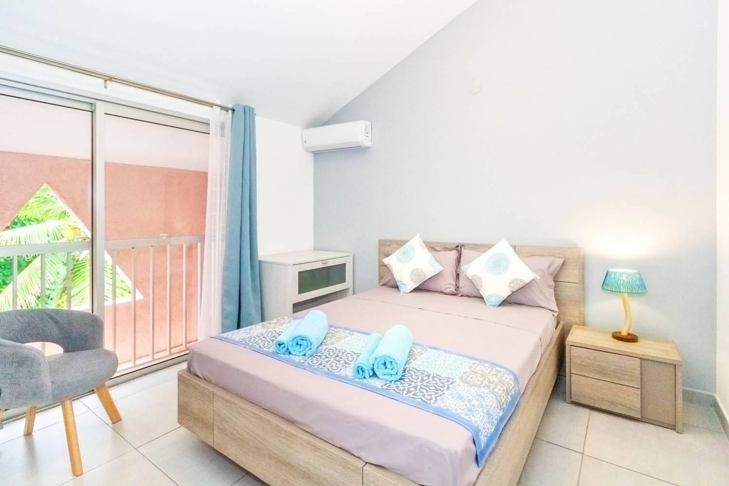 PINACLE Saint-Gilles 974