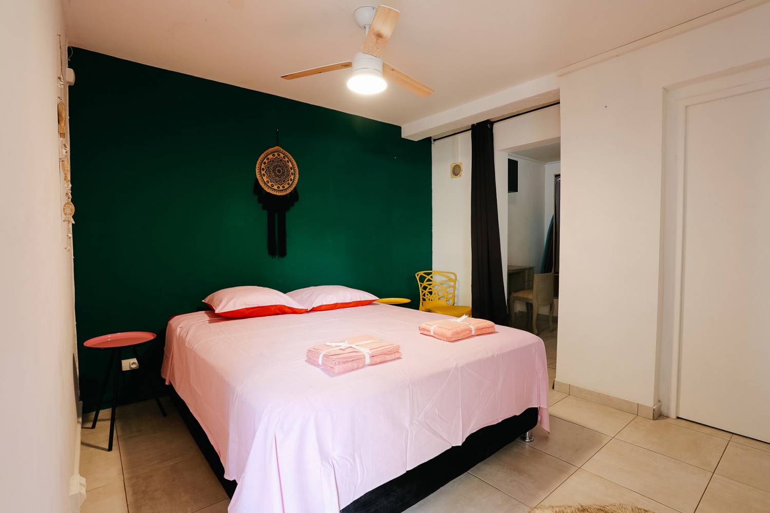 APPARTEMENT "UNO" Saint-Gilles 974