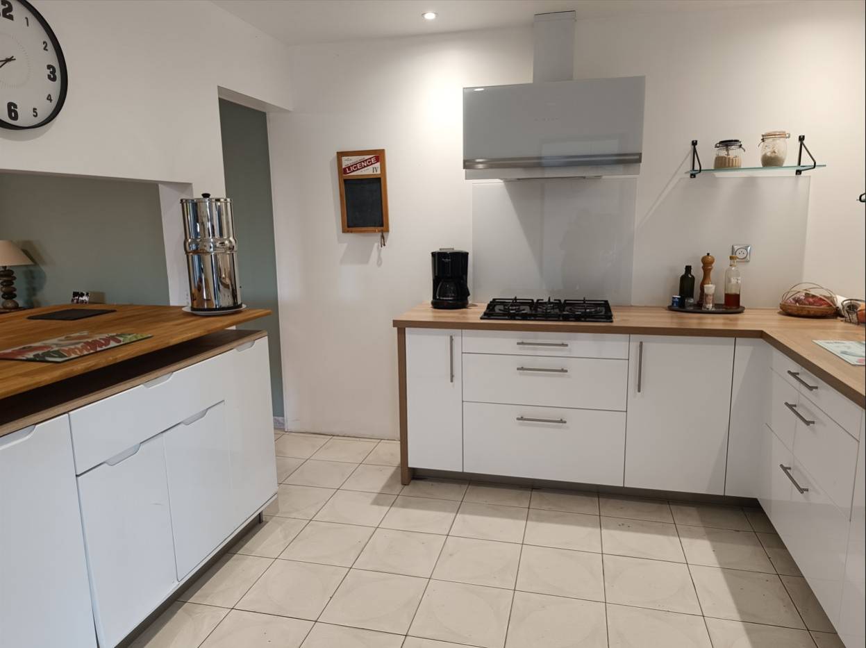 LE PAILLE EN QUEUE Le Port 974