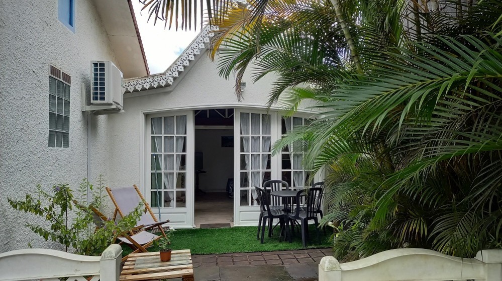 STUDIO LES FRAMBOISIERS Saint-Gilles 974