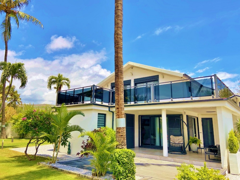 VILLA EVASION*** Hermitage 974