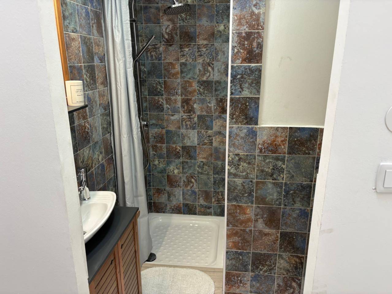 CHAMBRE TEROL Saint-Gilles 974