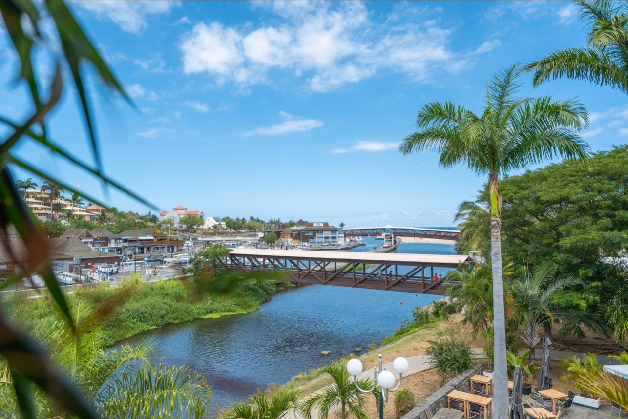 APPARTEMENT SUNSET LÉLA*** Saint-Gilles les bains 974