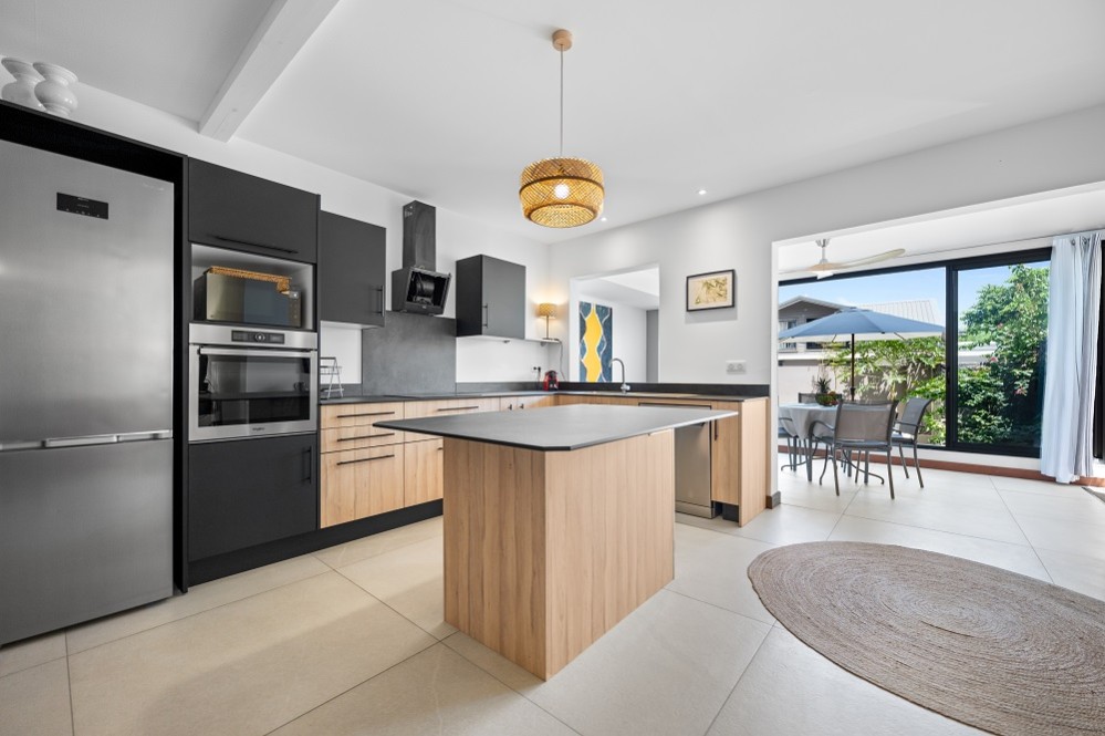  Appartement TICANOT avec jardin privatif à Saint-Leu