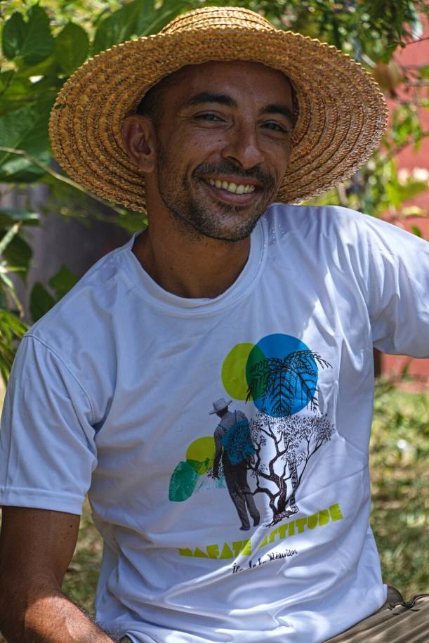 T-Shirt ENGAGÉ : respirant, technique Homme MAFATE ATTITUDE - Blanc