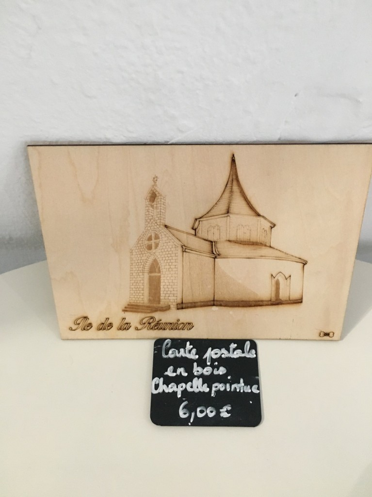 Carte postale en bois chapelle pointue