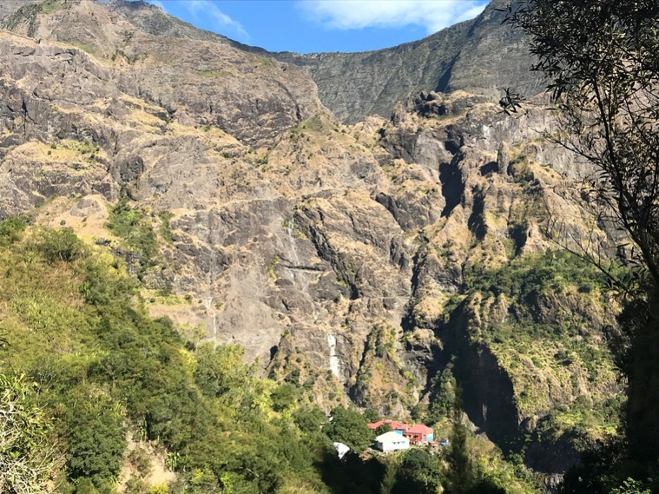Réserver un gîte à Ilet des Lataniers