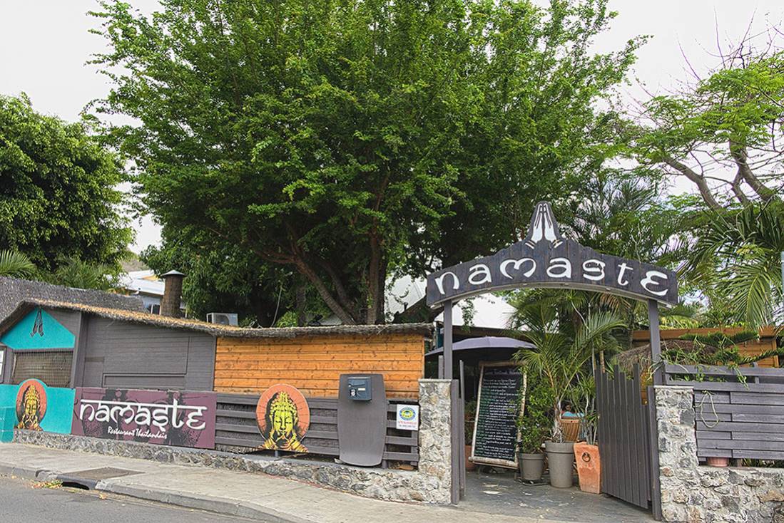 LE NAMASTE - ST LEU 974