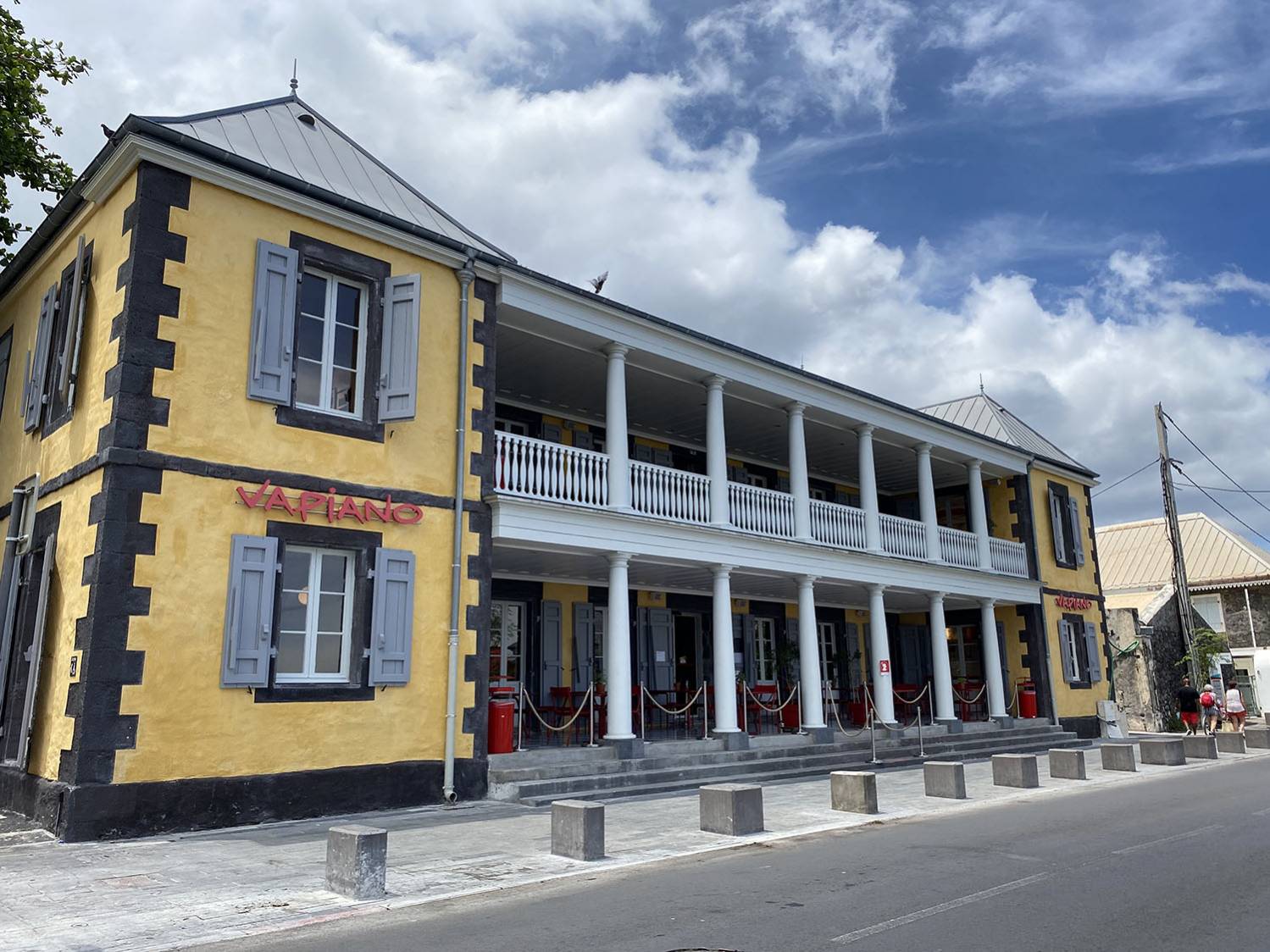 VAPIANO SAINT-PAUL 974