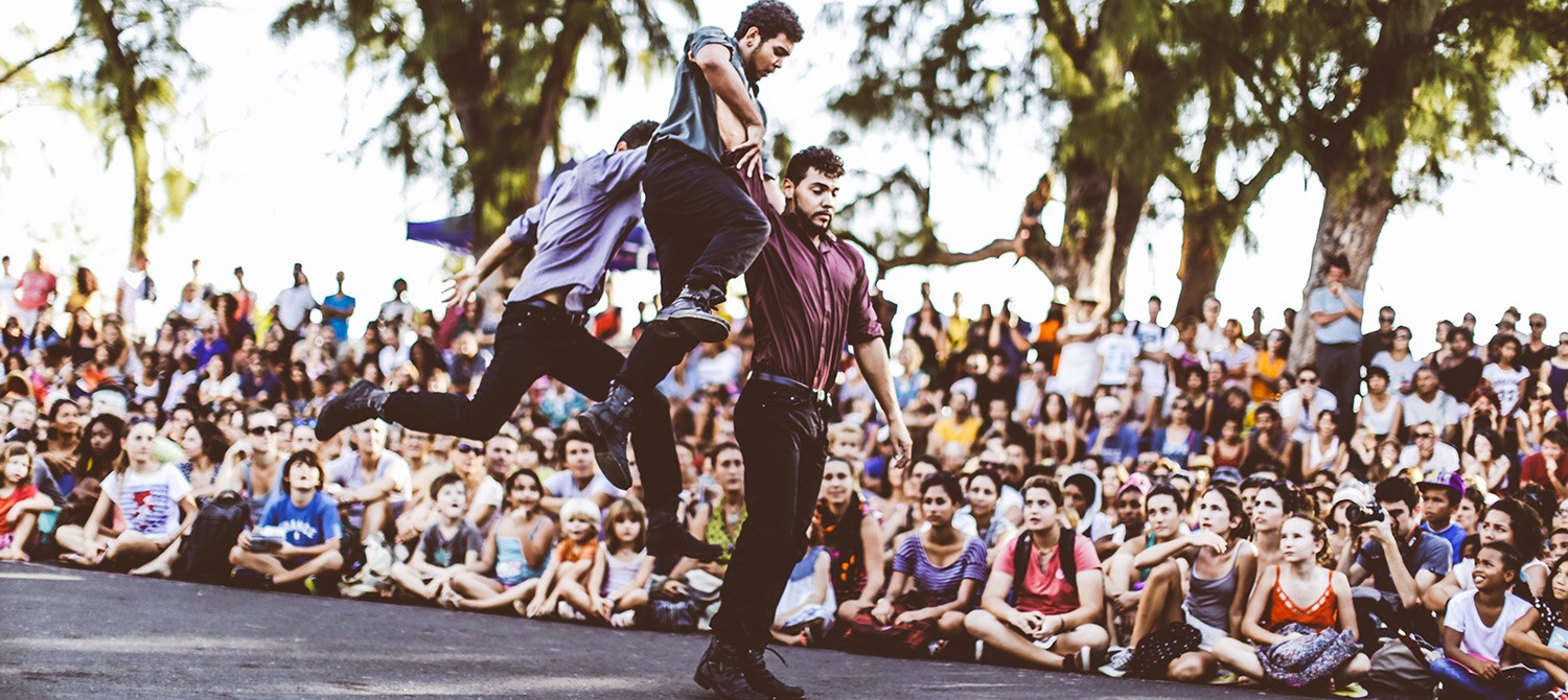 LEU TEMPO FESTIVAL, LE FESTIVAL DES ARTS VIVANTS DE LA RÉUNION