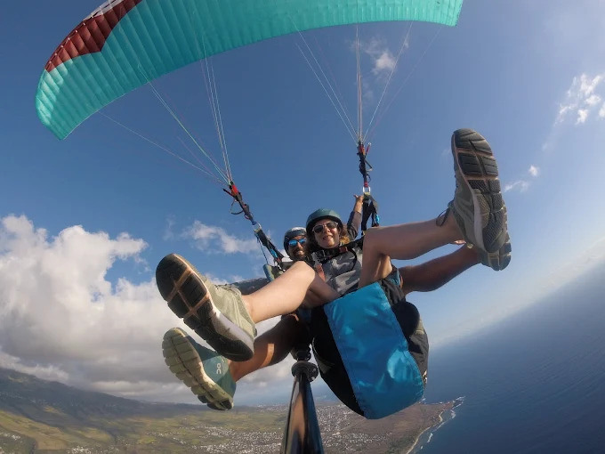 AIR REUNION PARAPENTE - NOU VIV SA TER LA