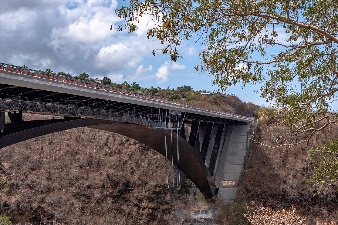 AIR JUMP - NOU VIV SA TER LA